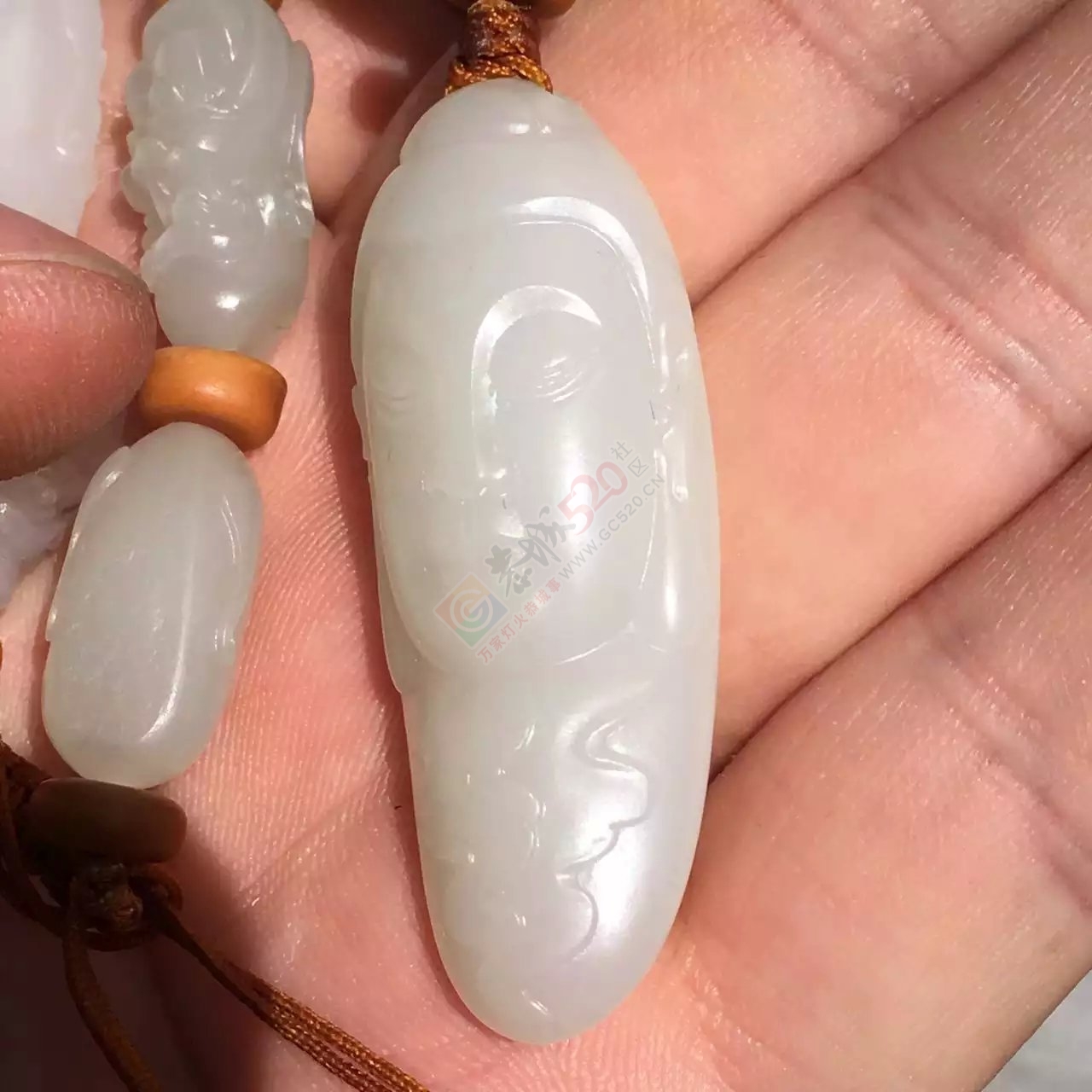 转让和田籽料18罗汉加观音吊坠项链415 / 作者:发如雪 / 帖子ID:168916