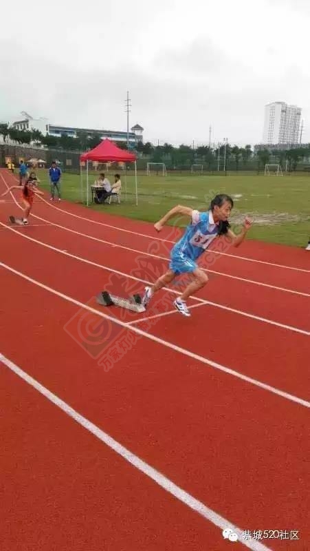 恭城县第23届中小学生田径运动会在县体育中心举行501 / 作者:今日恭城 / 帖子ID:169158