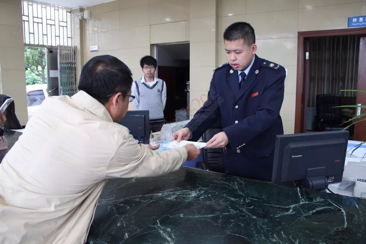 聚焦营改增试点  助力借给侧改革 恭城县国税局、地税局开出全市第一张代开增值税普...196 / 作者:心交朋友钱交狗 / 帖子ID:169280