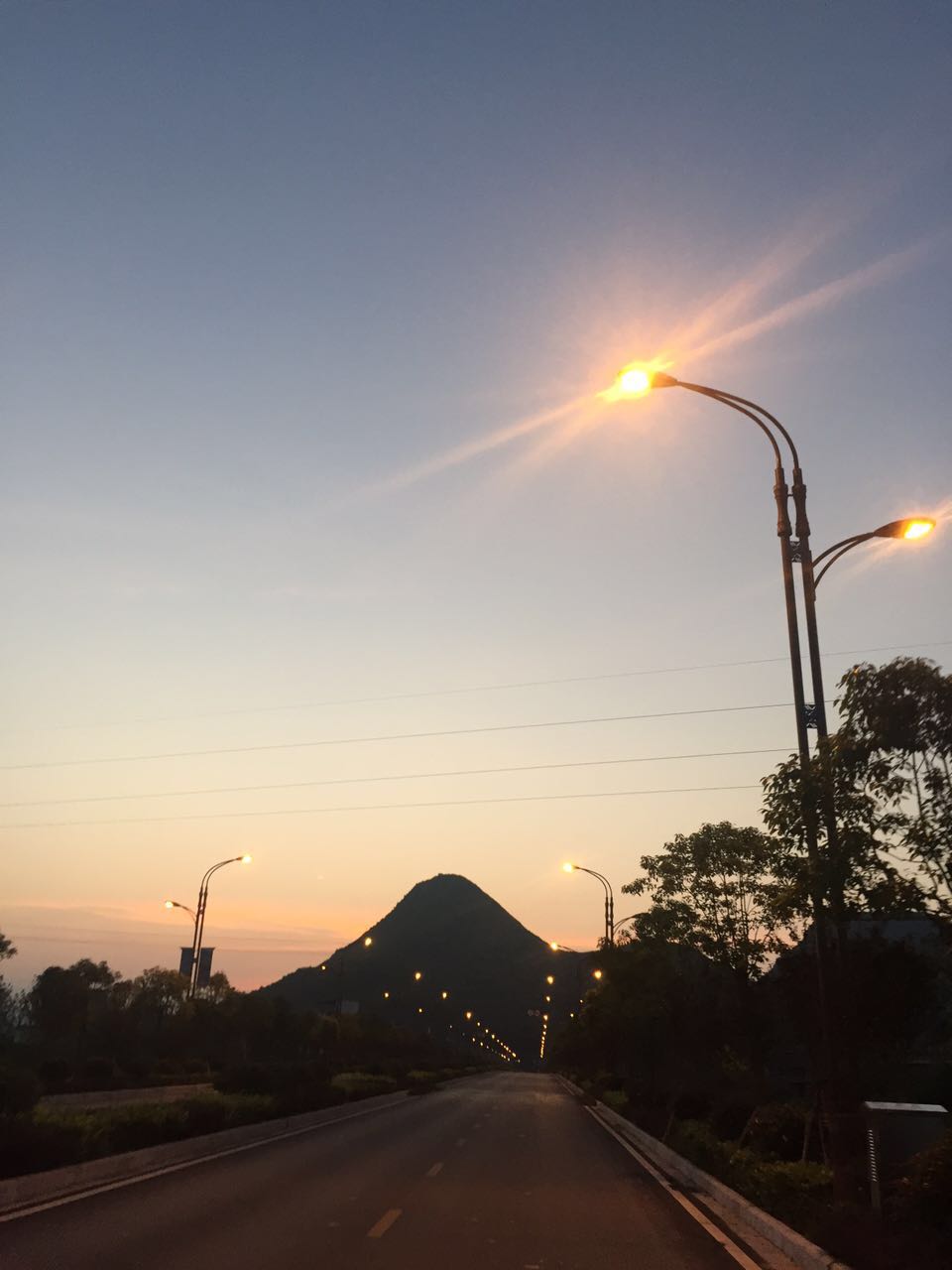 其实这里傍晚的时候挺漂亮的968 / 作者:登山涉水 / 帖子ID:171869