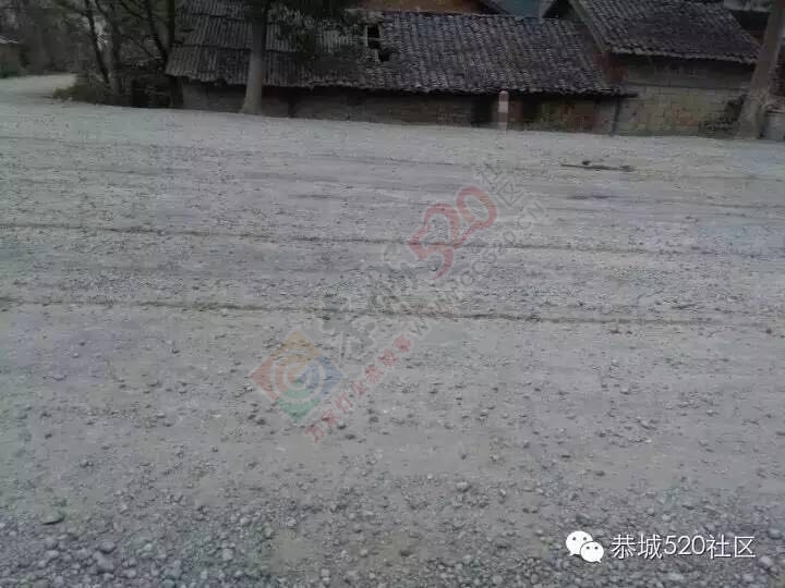加会太平村道路灰尘满飞天，附近居民苦不堪言870 / 作者:今日恭城 / 帖子ID:172821