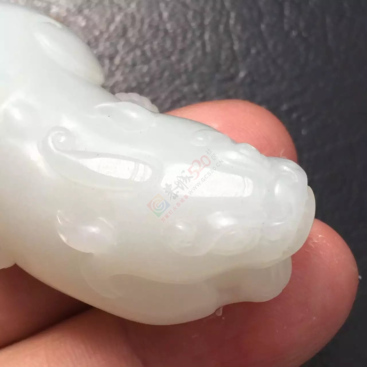 出手和田籽料羊脂玉貔貅886 / 作者:发如雪 / 帖子ID:173063
