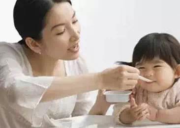 悲剧！一口蒸蛋要了宝宝的命！孩子吃饭再难也不能这么喂！869 / 作者:深秋的落叶 / 帖子ID:173522