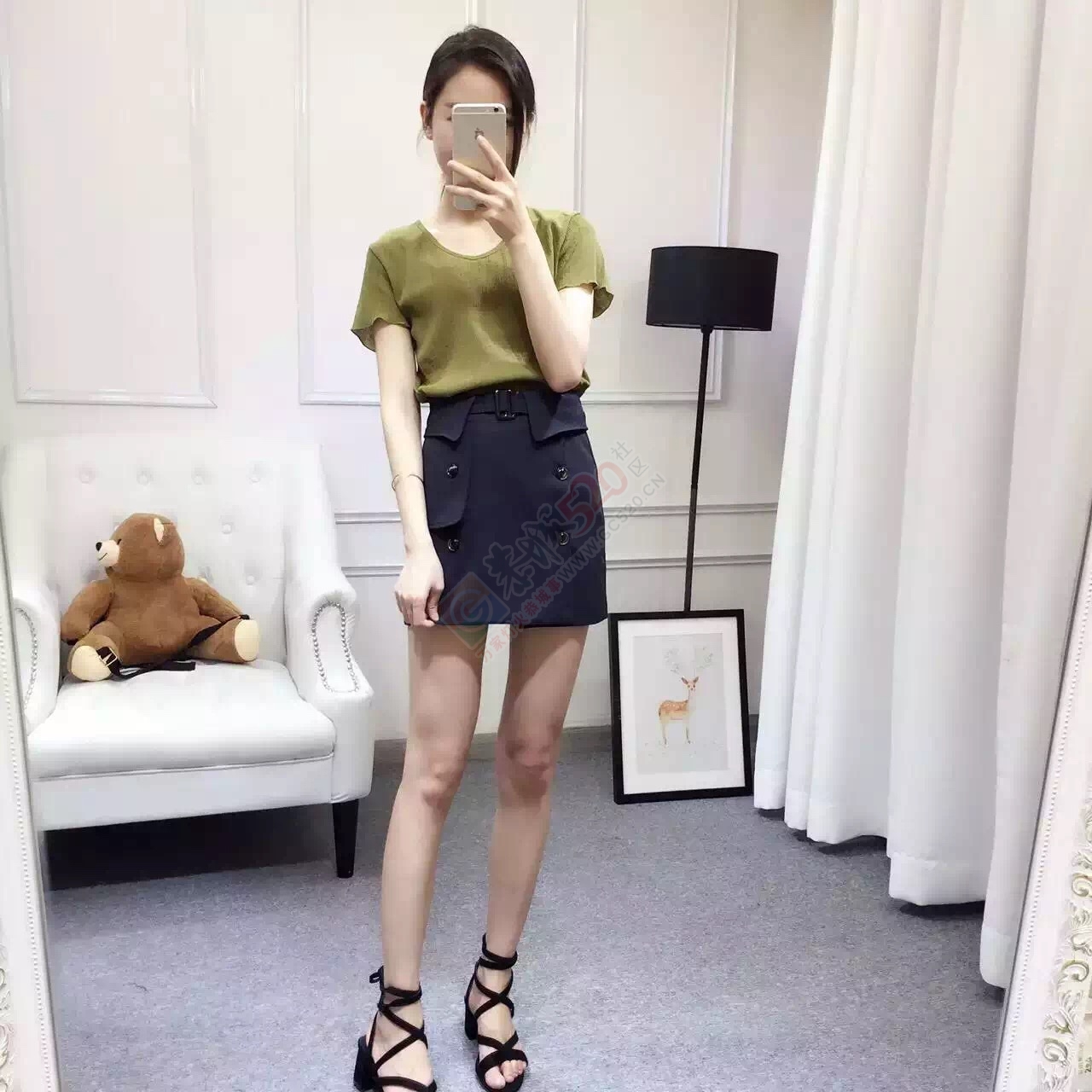 哈哈，看上的可以加我微信。女款美衣美鞋，男款衣服。更多款都在微信，哈哈684 / 作者:Them / 帖子ID:173816