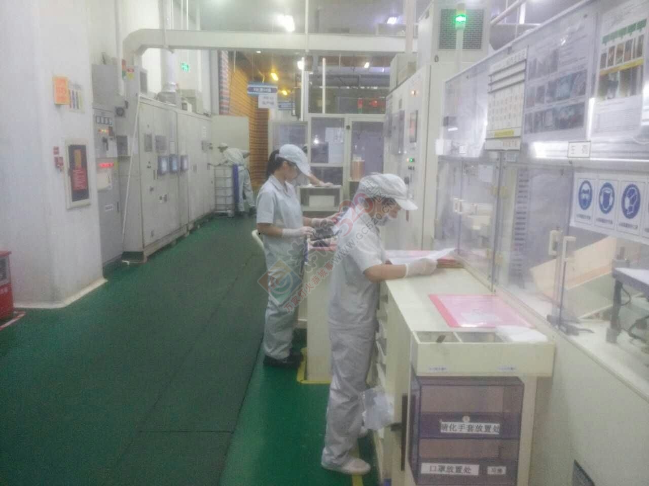 紫翔科技电子公司大量招收作业员，男女不限507 / 作者:520小编 / 帖子ID:173827