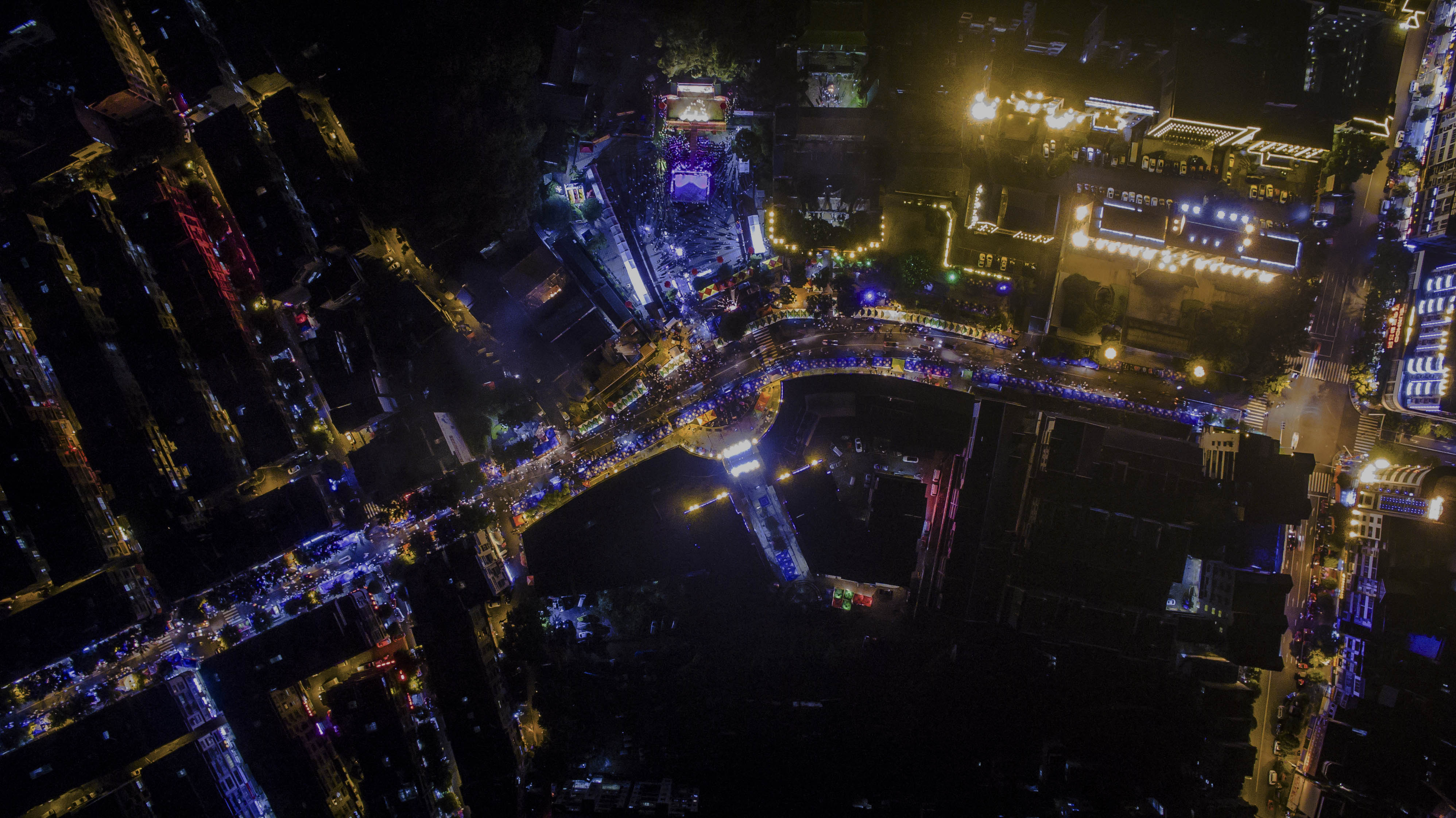 夜景~~888 / 作者:紫乌鸦 / 帖子ID:174436