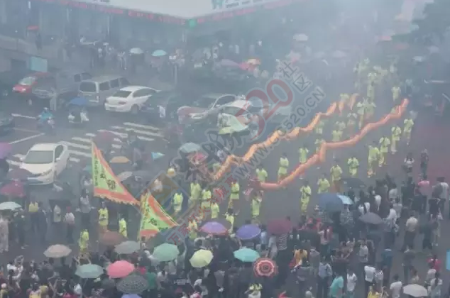 恭城街万人空巷风雨无阻只为看关帝一眼！161 / 作者:千变万幻 / 帖子ID:174468