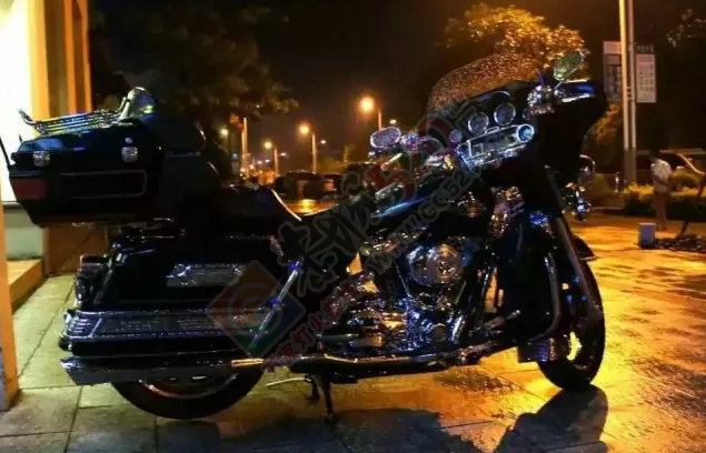 昨天恭城来了一帮很“骚包”的人，居然“包夜”菲悦酒吧！138 / 作者:恭城靠大家 / 帖子ID:174476