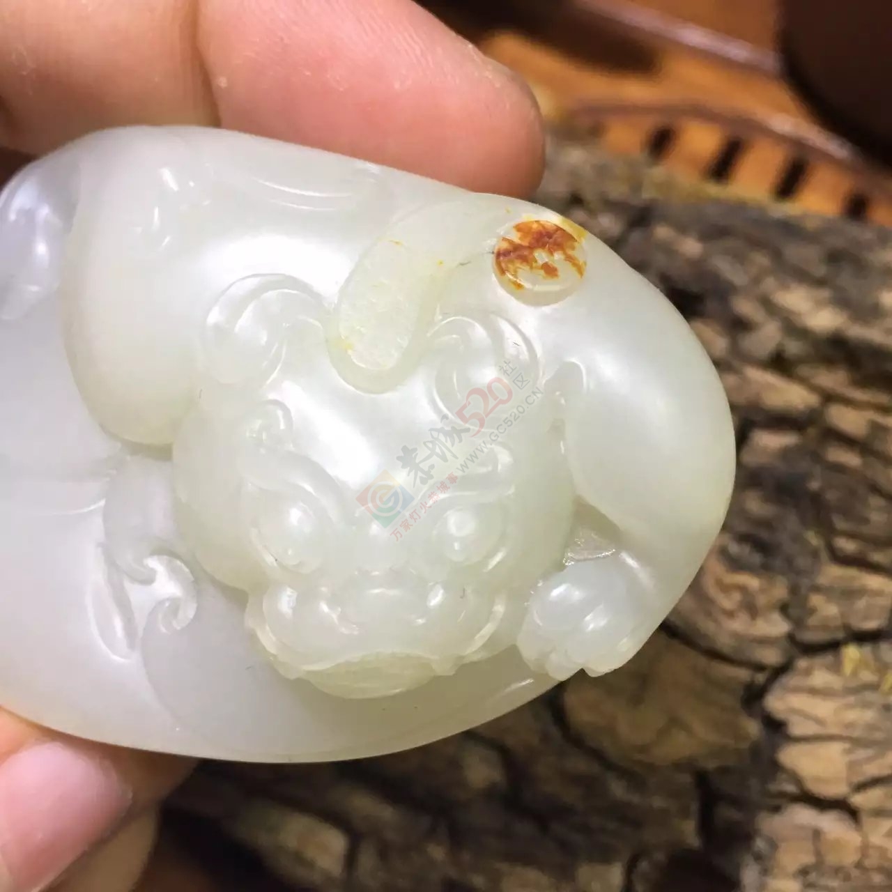 出手和田独籽雕刻料子细腻貔貅644 / 作者:发如雪 / 帖子ID:174555