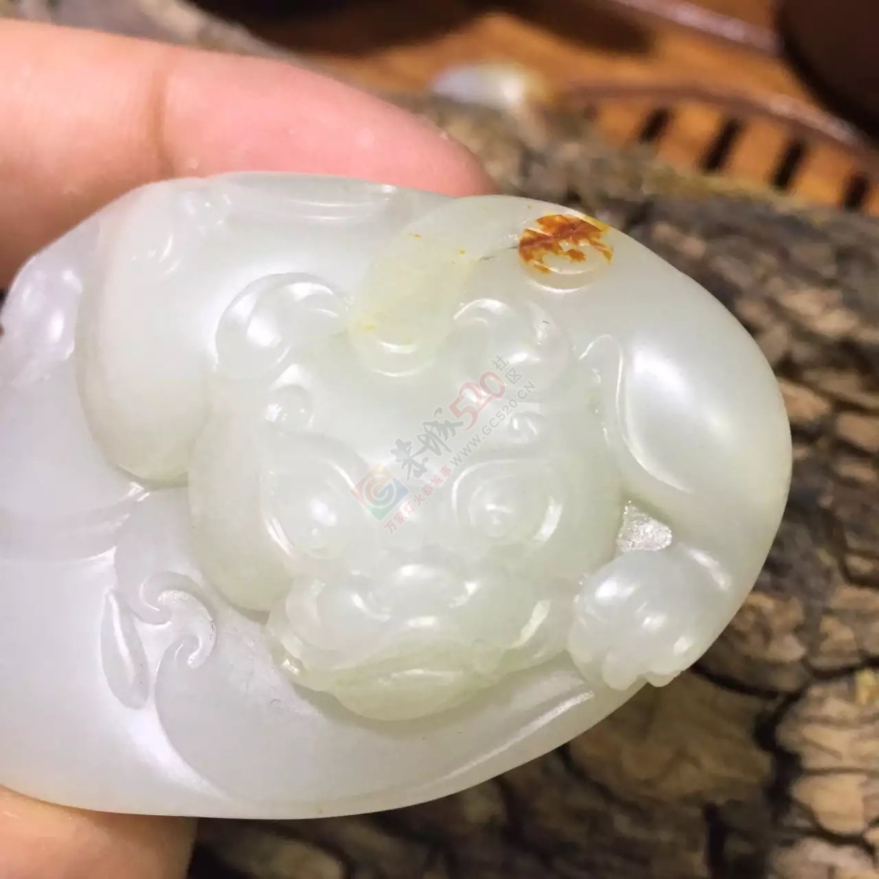 出手和田独籽雕刻料子细腻貔貅480 / 作者:发如雪 / 帖子ID:174555