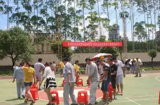 今天恭城这地方几十号人激烈比拼，美女小编也卷入其中了！508 / 作者:千变万幻 / 帖子ID:174637