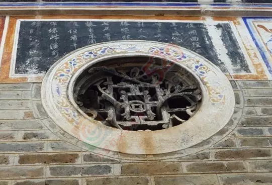 恭城朗山村：他们到底将什么藏在家墙壁画中？940 / 作者:千变万幻 / 帖子ID:174864