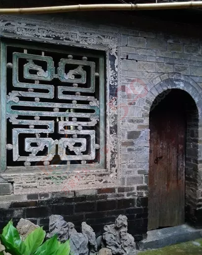 恭城朗山村：他们到底将什么藏在家墙壁画中？13 / 作者:千变万幻 / 帖子ID:174864