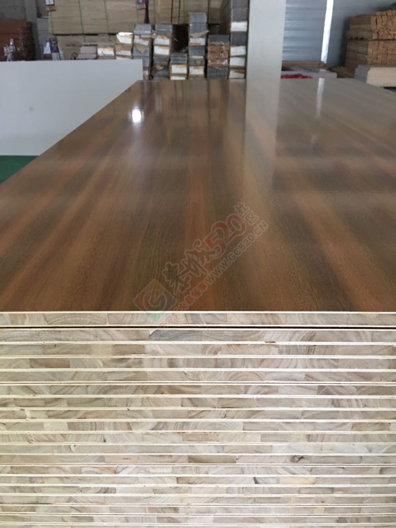 华达门业专业批发各类装修板材146 / 作者:HMH0802 / 帖子ID:176381