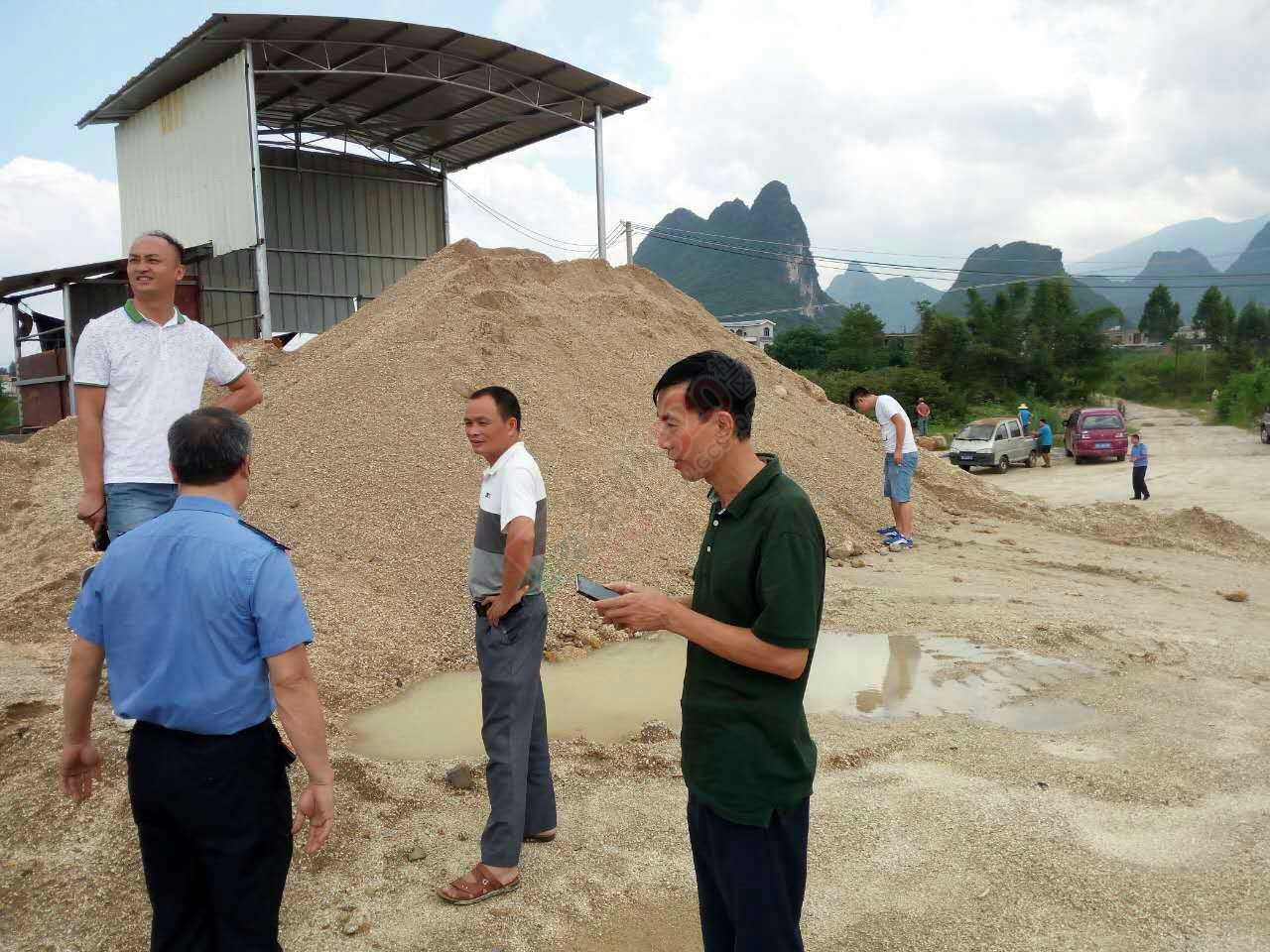 加会大山村民感谢恭城520网站，上焦源沙场今天被强行拆除了。880 / 作者:小苹果 / 帖子ID:177028