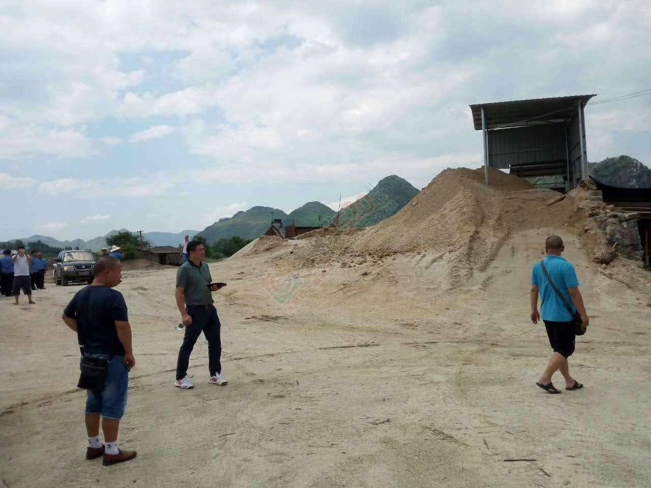 加会大山村民感谢恭城520网站，上焦源沙场今天被强行拆除了。476 / 作者:小苹果 / 帖子ID:177028