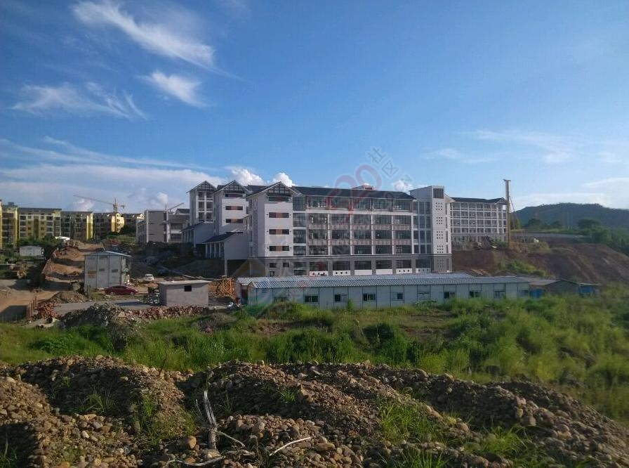 建设中的恭城，艺术照493 / 作者:狗婆蛇 / 帖子ID:177261