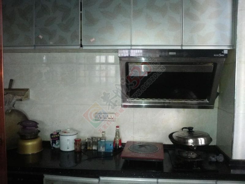 小区电梯商品房 家具齐全 拎包入住174 / 作者:你别说话，我烦 / 帖子ID:185060