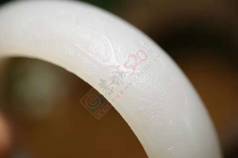 闲置102克新疆和田玉手镯849 / 作者:晚霞行千里 / 帖子ID:186108