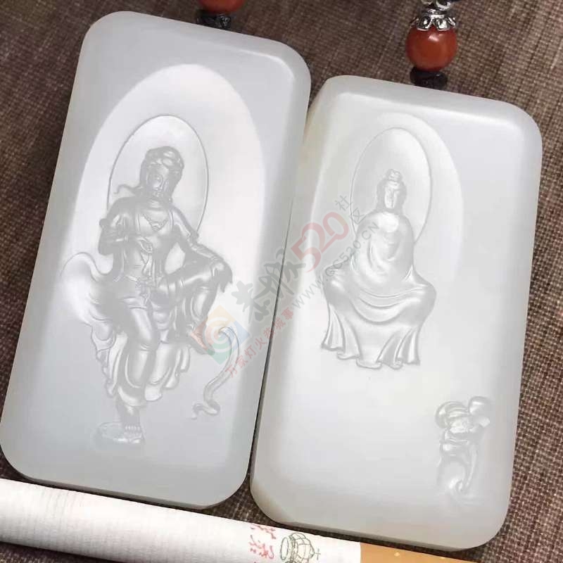 闲置一对脂白和田玉籽料观音403 / 作者:晚霞行千里 / 帖子ID:191006