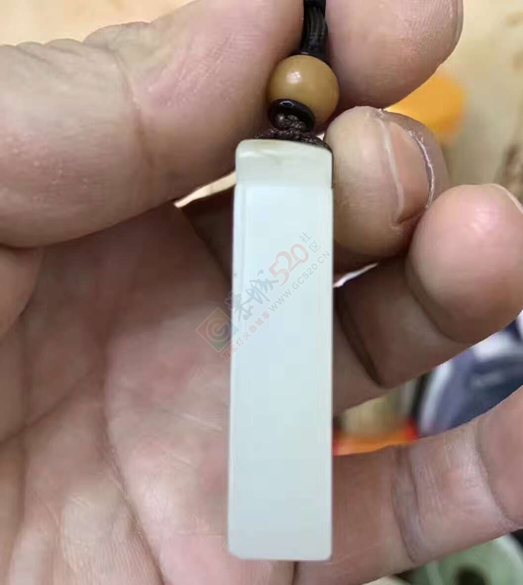 闲置39克新疆和田玉籽料平安牌692 / 作者:晚霞行千里 / 帖子ID:191025