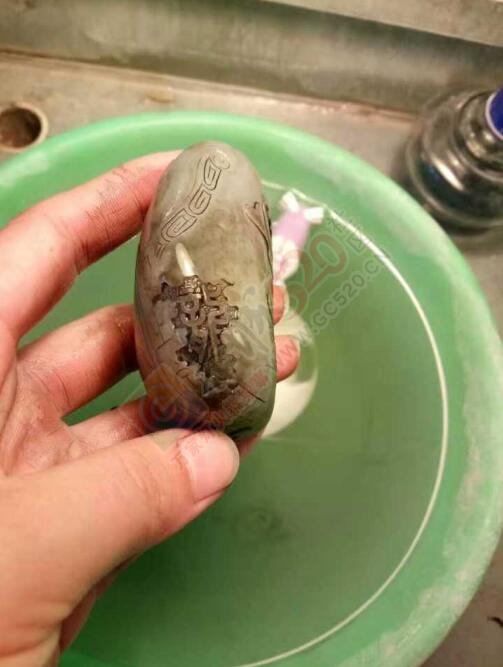 和田籽料独籽雕刻仿古貔貅把件506 / 作者:月落风 / 帖子ID:191130
