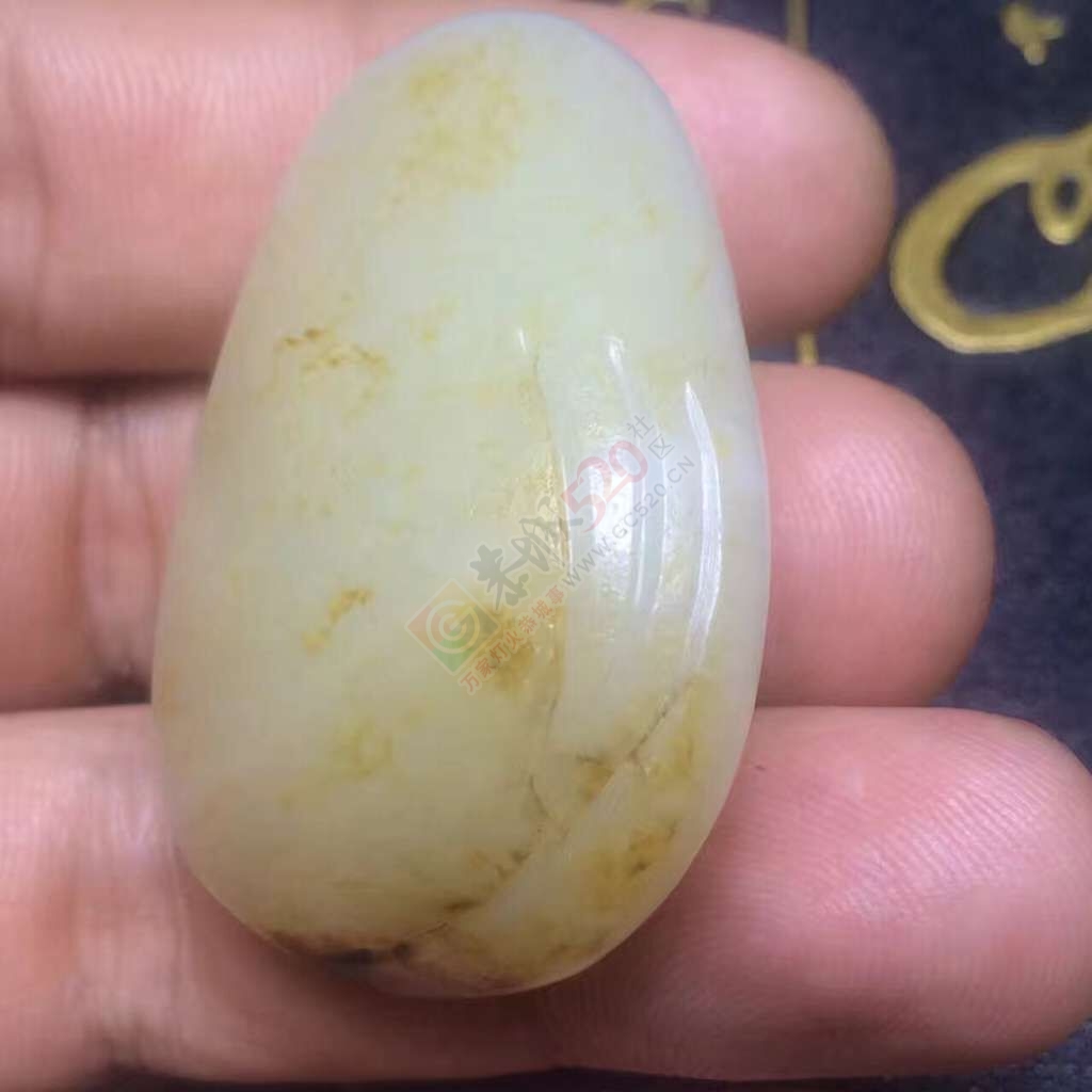 闲置34克新疆和田玉籽料手把件958 / 作者:晚霞行千里 / 帖子ID:191148