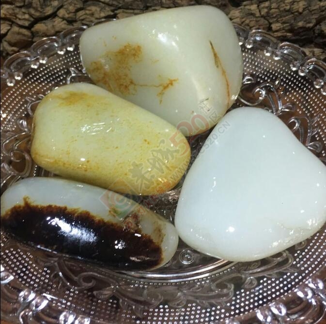 出手和田籽料原石469 / 作者:月落风 / 帖子ID:191162