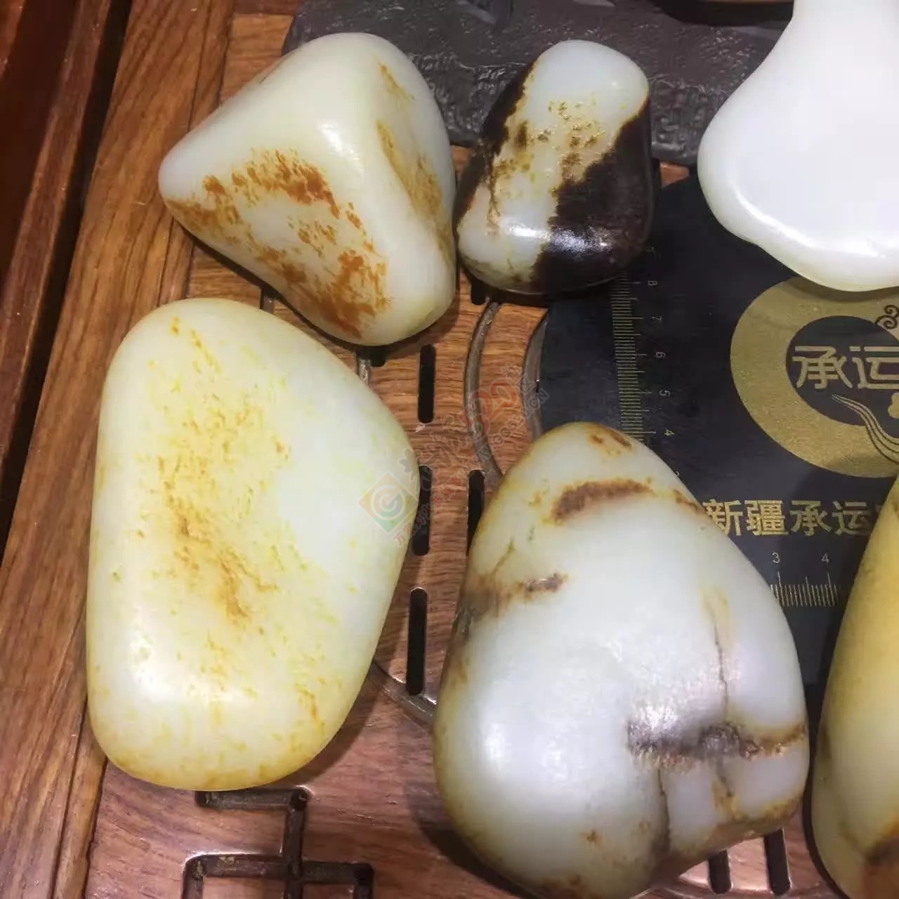 出手珍藏级和田籽料原石313 / 作者:月落风 / 帖子ID:191282