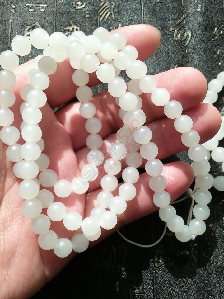 出手和田籽料108颗0.8珠子774 / 作者:古风_KI02J / 帖子ID:191680