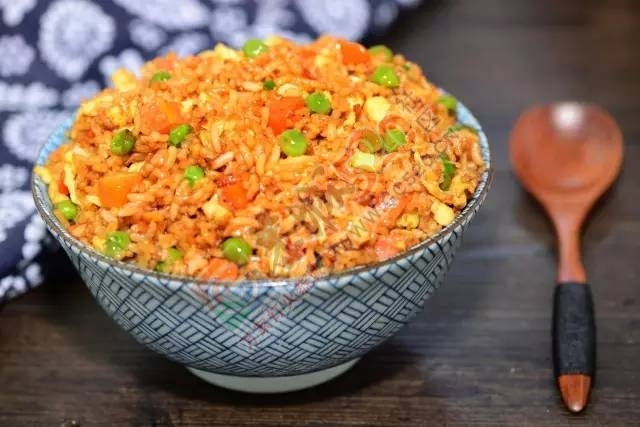 蛋炒饭最简单也最困难~这些窍门能让你的炒饭好吃到不行256 / 作者:怡儿妖妖 / 帖子ID:193905