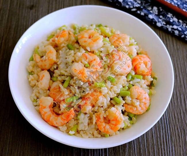 蛋炒饭最简单也最困难~这些窍门能让你的炒饭好吃到不行730 / 作者:怡儿妖妖 / 帖子ID:193905