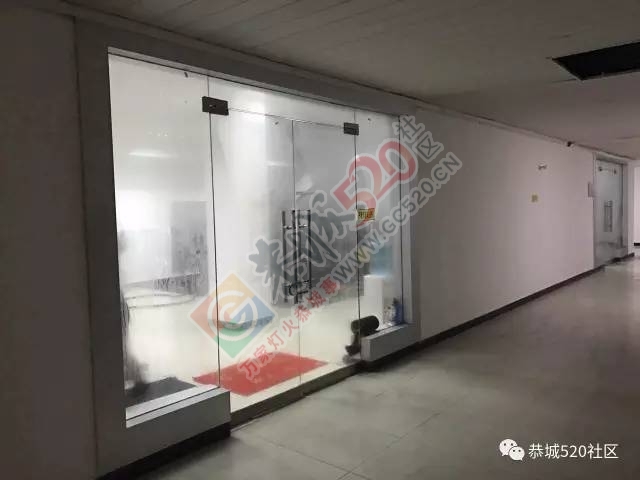 网友爆料：打篮球难！恭城民族体育馆篮球场已沦为气排球和羽毛球场809 / 作者:社区小编 / 帖子ID:207076