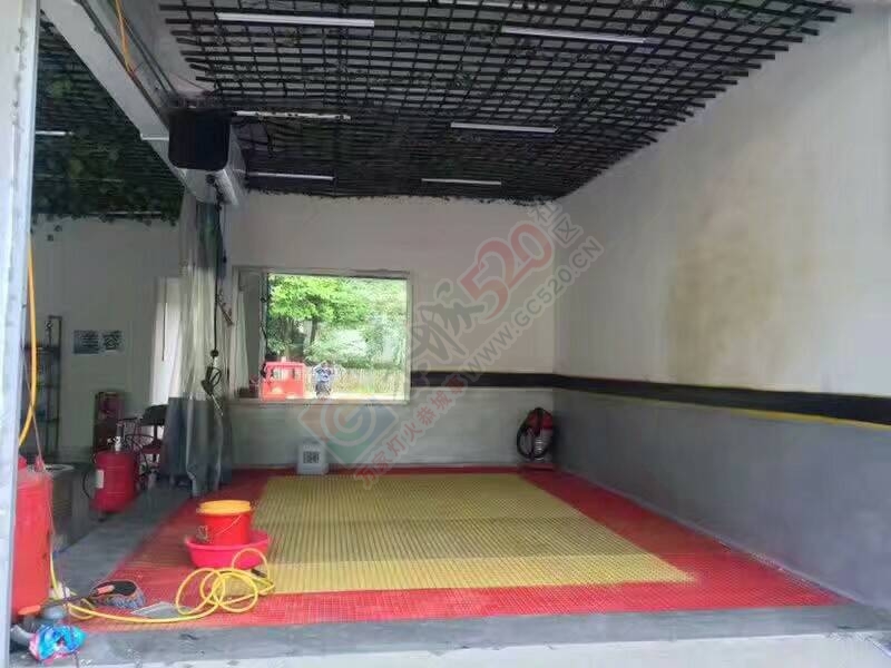 恭城县茶东路农机站对面有楼房一栋（四层）出租921 / 作者:恭城立信电脑 / 帖子ID:207996