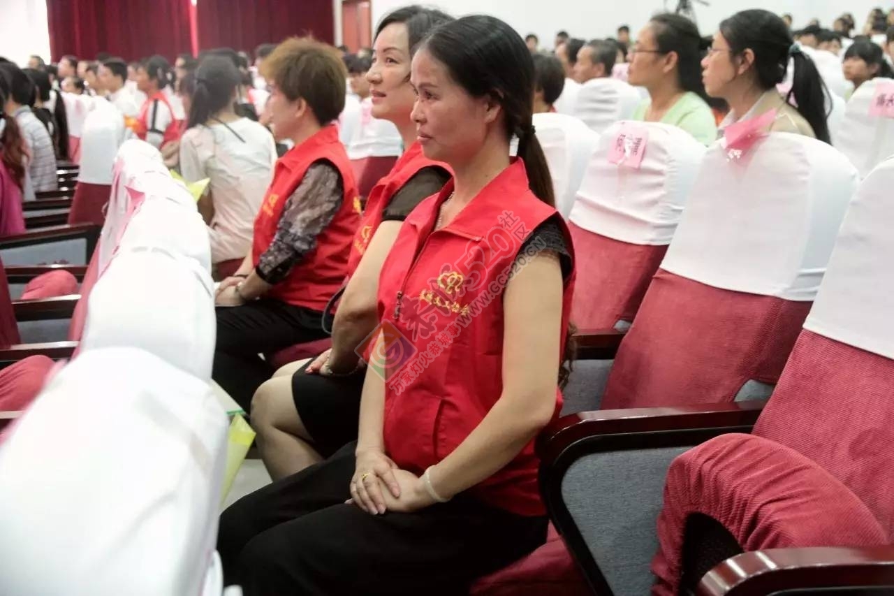 自治县实施中华优秀传统文化传承发展工程义工培训班花絮981 / 作者:糕富帅 / 帖子ID:226802