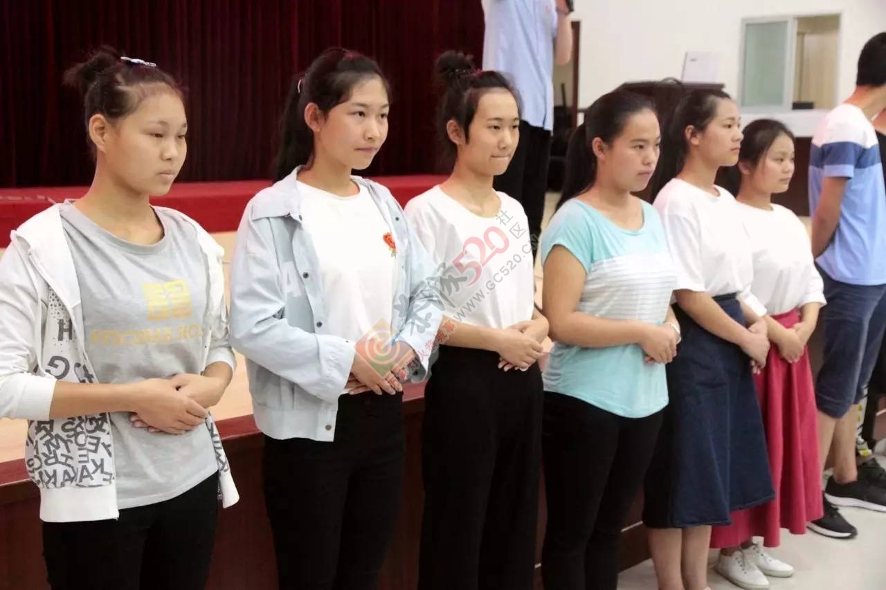 自治县实施中华优秀传统文化传承发展工程义工培训班圆满结束737 / 作者:糕富帅 / 帖子ID:227409