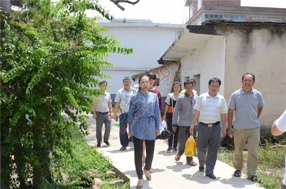 关小菊在助残日前夕走访慰问困难残疾群众257 / 作者:豌豆公主 / 帖子ID:227488