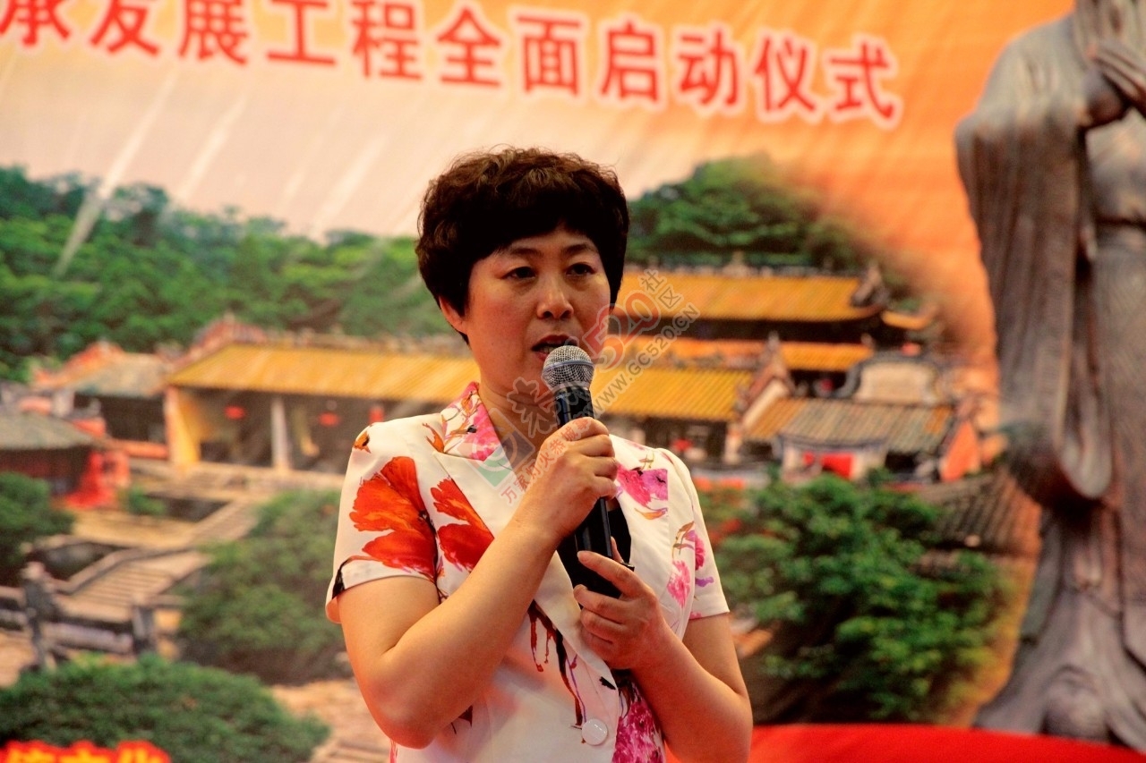 自治县实施中华优秀传统文化传承发展工程全面启动仪式--弘扬中华优秀传统文化专题讲座670 / 作者:歌声回荡 / 帖子ID:227617