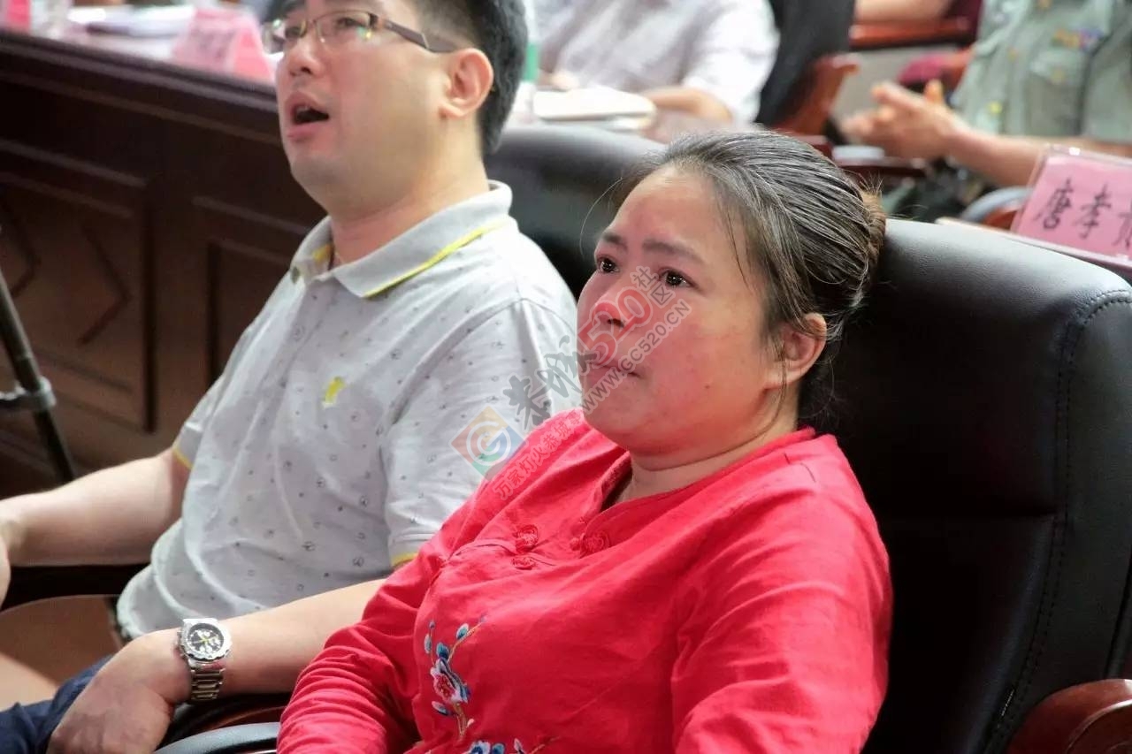 自治县实施中华优秀传统文化传承发展工程全面启动仪式--弘扬中华优秀传统文化专题讲座898 / 作者:歌声回荡 / 帖子ID:227617