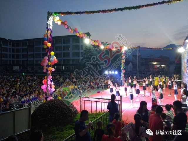 栗木小学举行六一儿童节文艺晚会，现场气氛火爆了！423 / 作者:jphzy / 帖子ID:232073