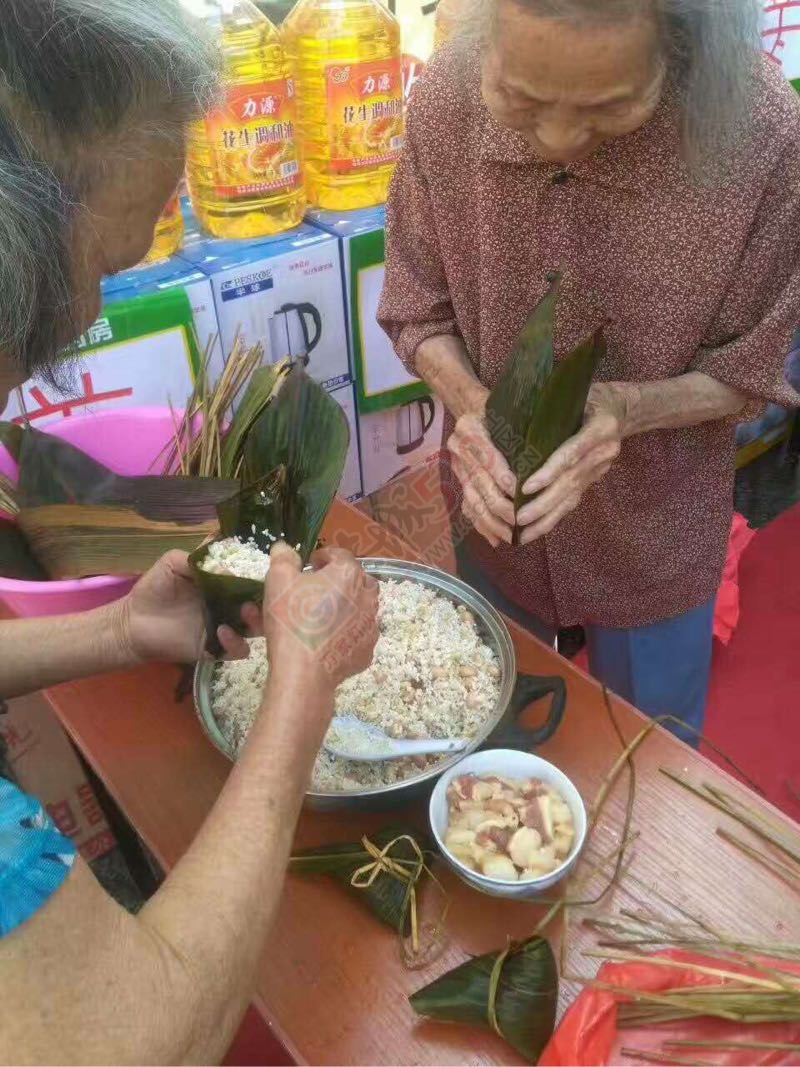 包粽子大赛，包多少送多少220 / 作者:黑白年代 / 帖子ID:232089