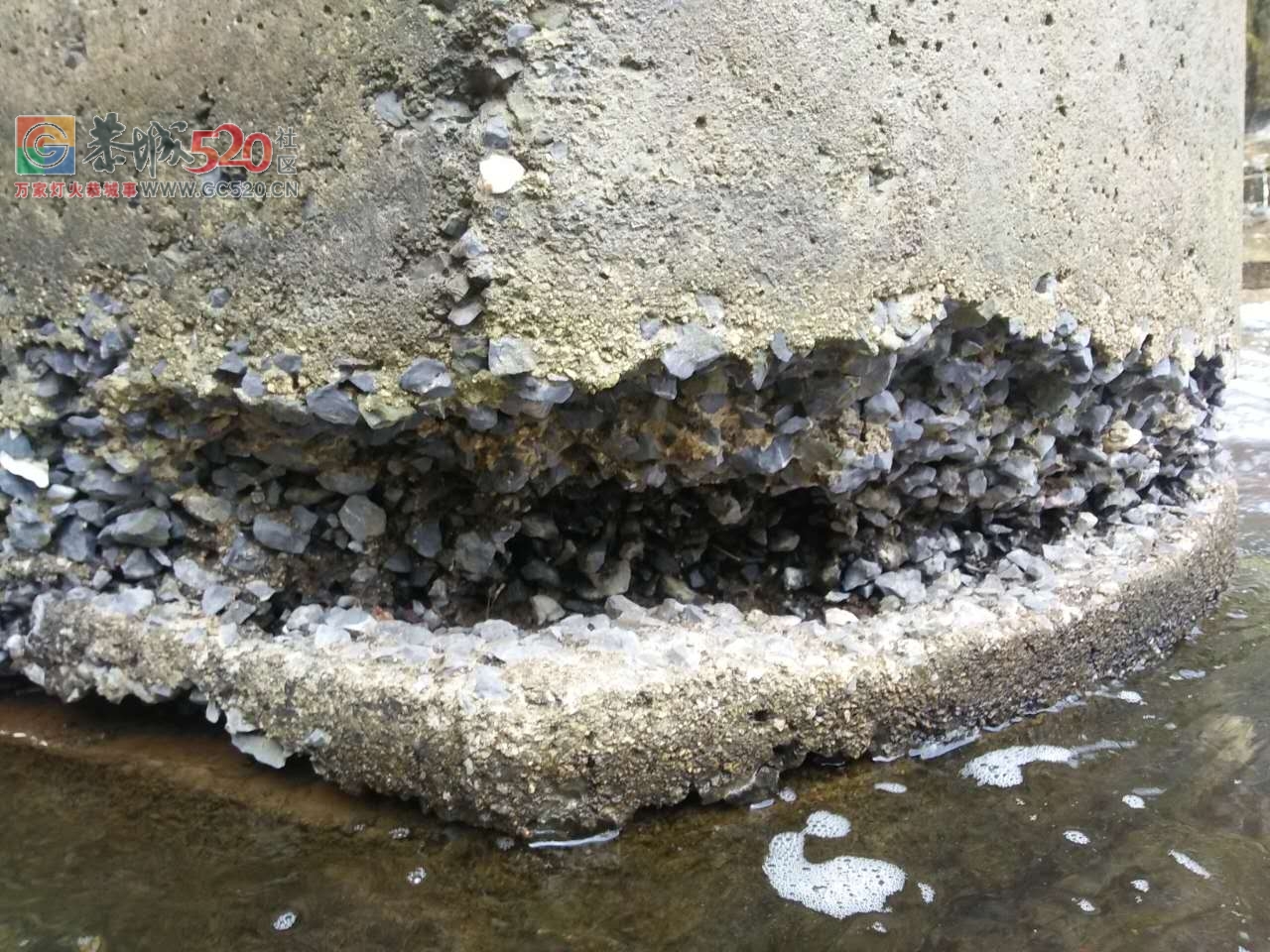 三江乡对面岭村鲤鱼塘耗费几十万新修建大桥仅3年时间成危桥，又是豆腐渣工程！？377 / 作者:三江黄坪 / 帖子ID:232480