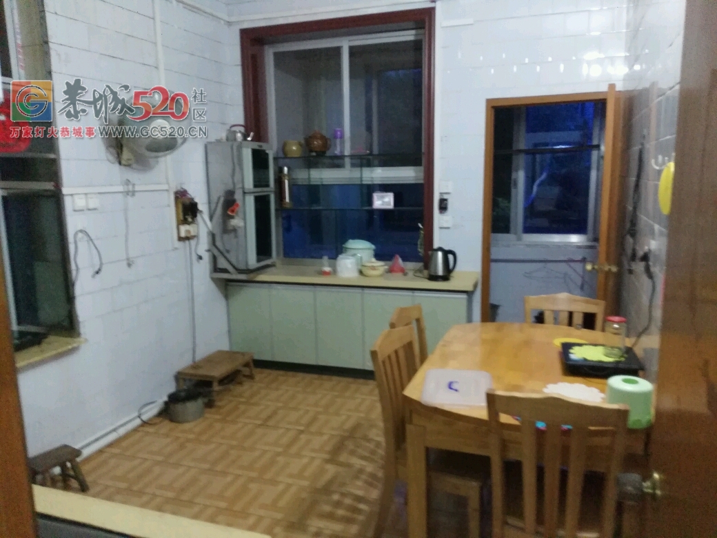 位于二十四米街食品公司综合楼二楼（三房一厅一厨一卫）出租，125 / 作者:crrd / 帖子ID:232514