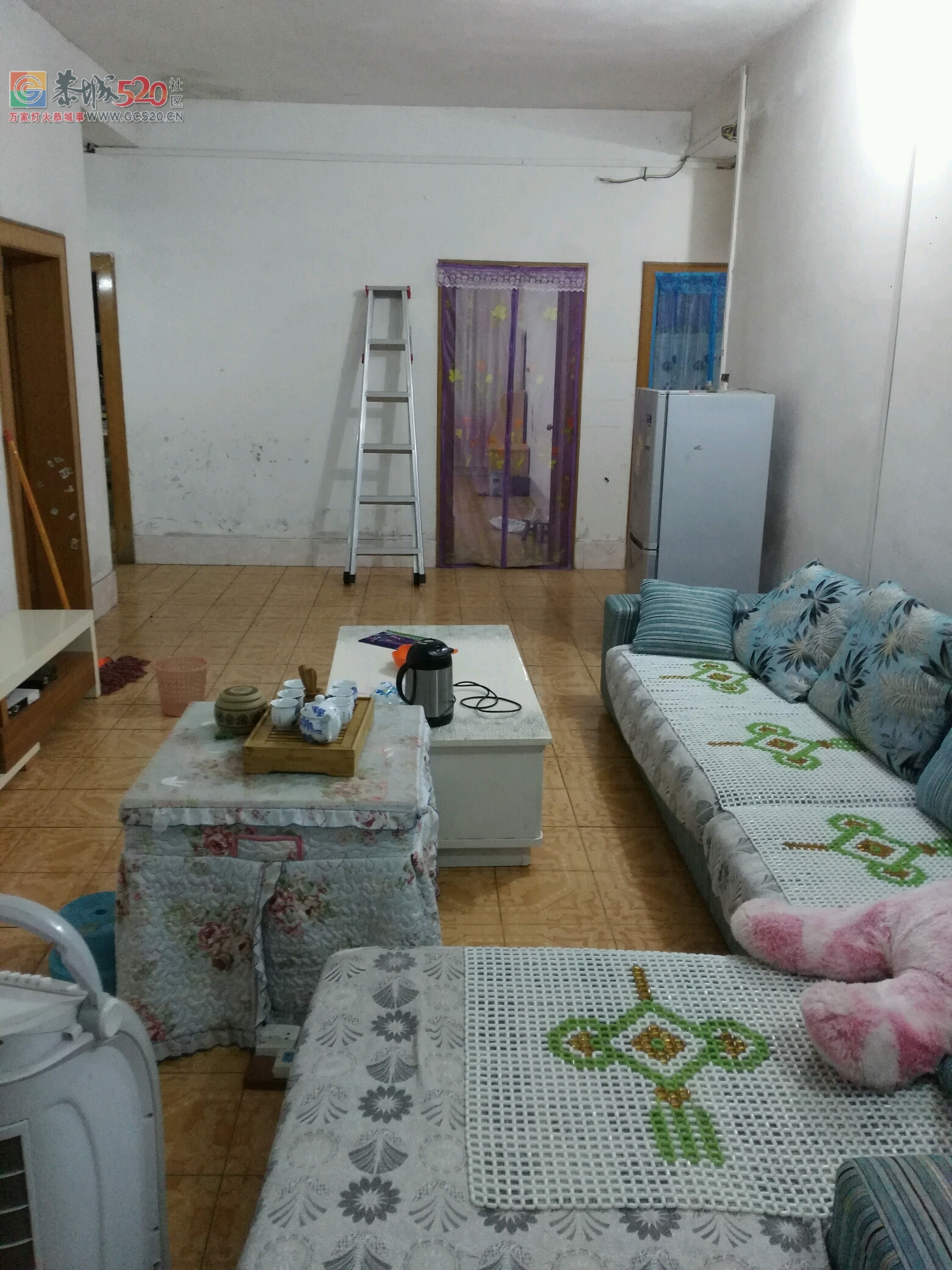 位于二十四米街食品公司综合楼二楼（三房一厅一厨一卫）出租，906 / 作者:crrd / 帖子ID:232514