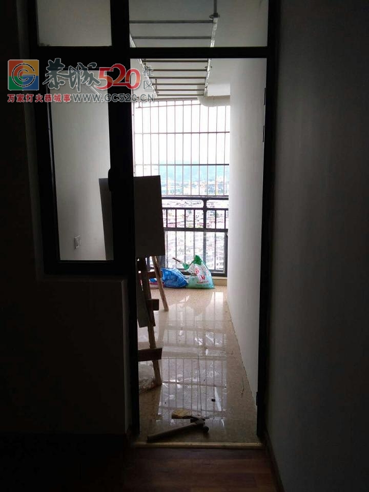 新装修尚未入住的三室二厅一厨一卫出售85 / 作者:我向快乐出发 / 帖子ID:232939