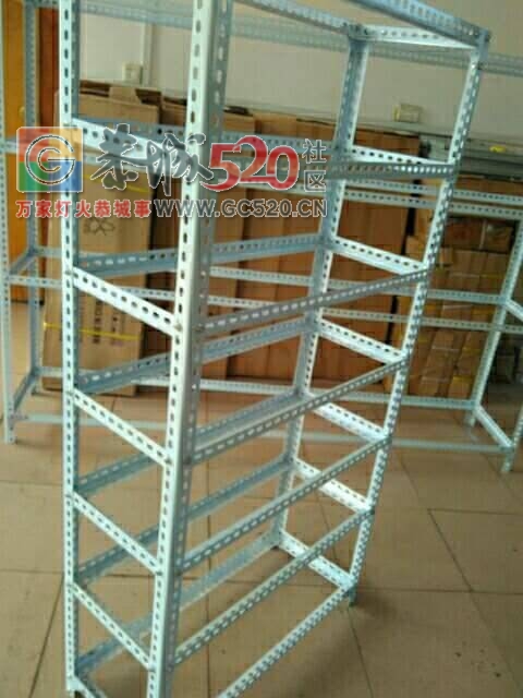 平乐马渭蚊香厂对面54号门面永乐货架803 / 作者:分类小编 / 帖子ID:233535