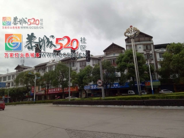 【恭城身边事】新车站红绿灯坏了迟迟无人修；嘉会麒麟山至龙虎路段、虎尾至高州砖...692 / 作者:社区小编 / 帖子ID:233637