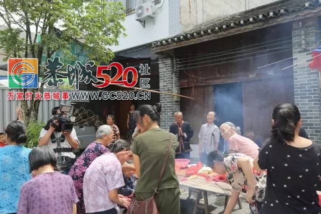 【内附视频】加会九板婆王节出游，众人敬仰，场面热闹非凡！936 / 作者:社区小编 / 帖子ID:233809