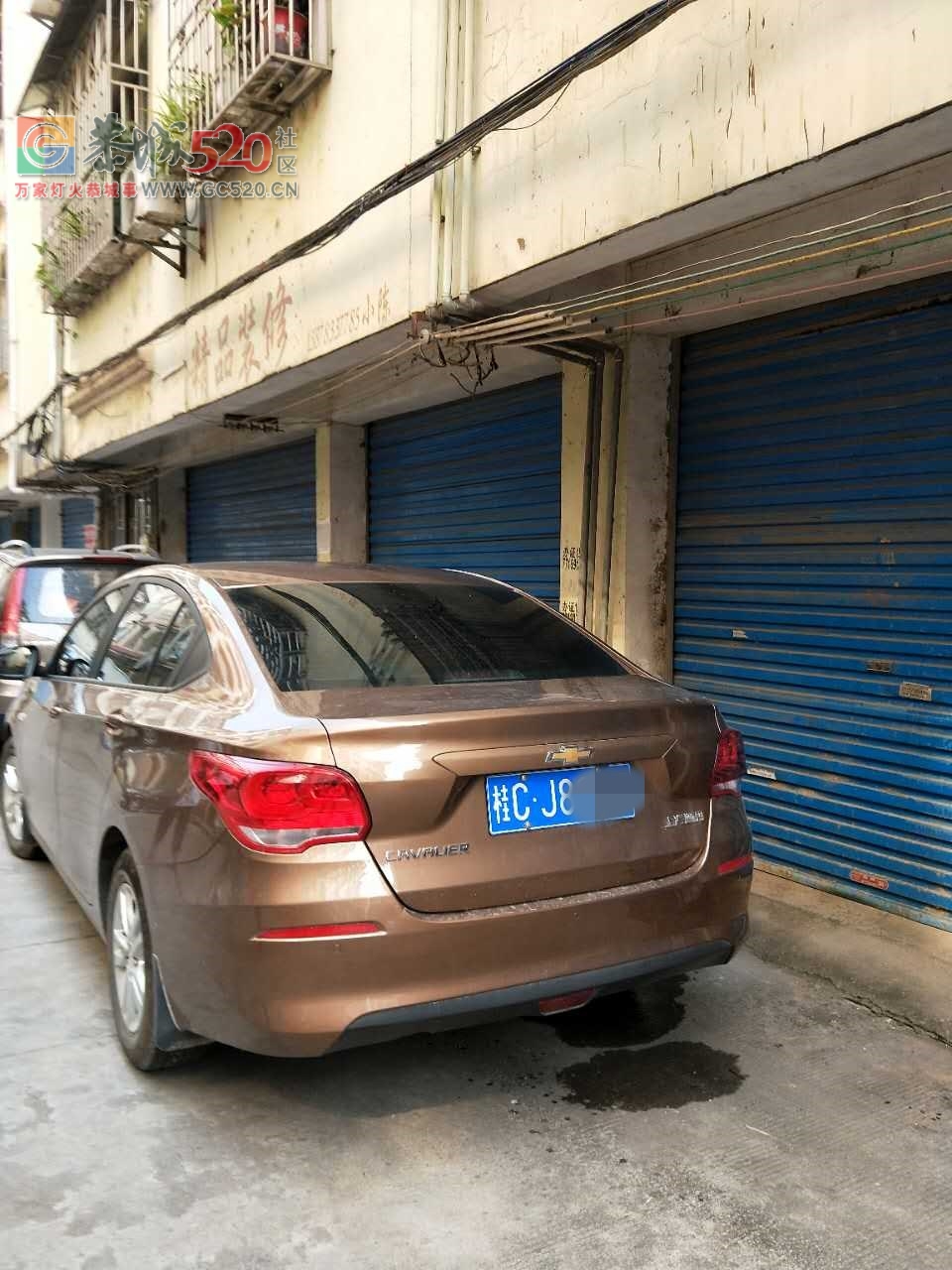 一车堵住两车库一晚，车上未留任何联系方式！567 / 作者:正在输入中 / 帖子ID:234345