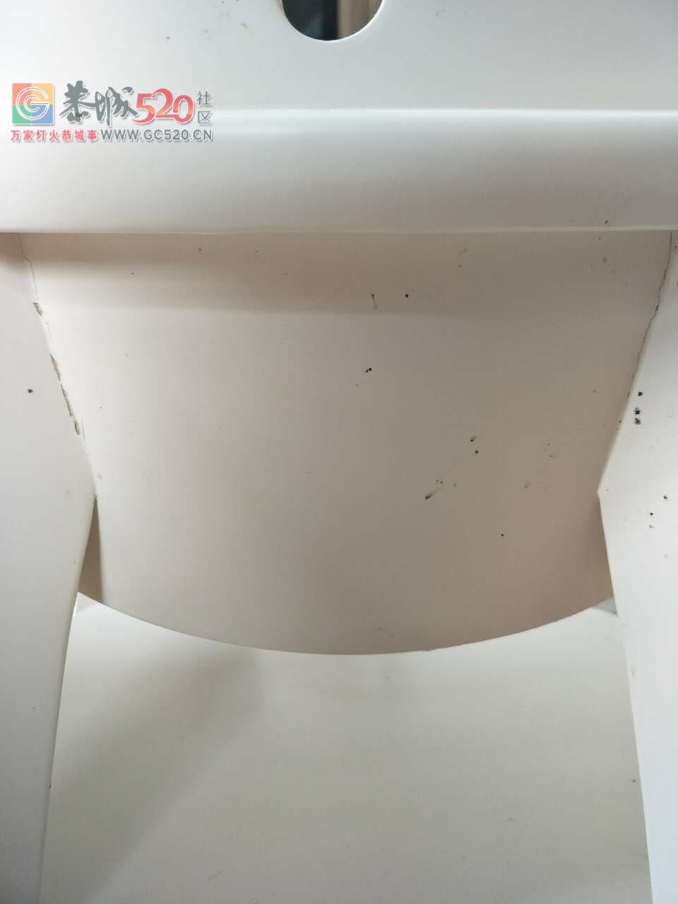 在恭城全友买的半年就开裂了,现在让他们帮修都不管860 / 作者:哟西 / 帖子ID:234367